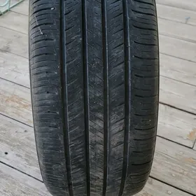 Балон 235 45 18