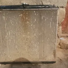 nissan nawara radiator