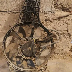 nissan nawara wintilýator