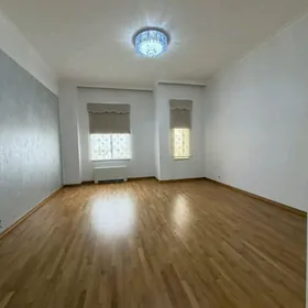 14 Tapgyr elitka 4 Komnat