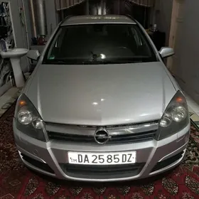 Opel Astra 2005