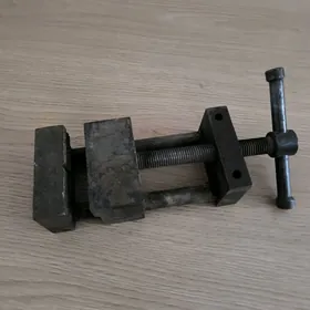 Тиски  столярные