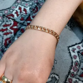 gyzyla meñzeş braslet