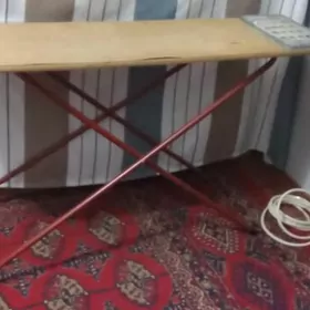 утюжный стол