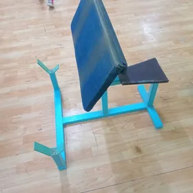 скомья Скотт