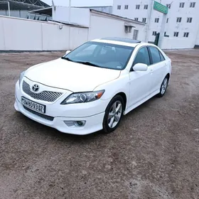 Toyota Camry 2010