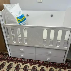 детская кровать