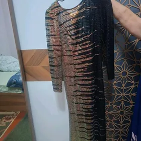 Вечерные платья