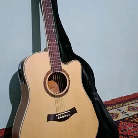 gitara akustik