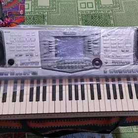 YAMAHA-PSR-2000