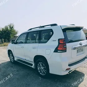 Toyota Land Cruiser Prado 2013