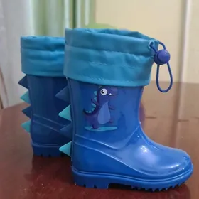Резиновые сапожки 24