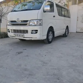 Toyota Hiace 2008