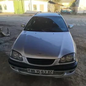 Toyota Avensis 1998