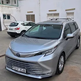 Toyota Sienna 2021