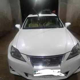 Lexus IS 250 2012