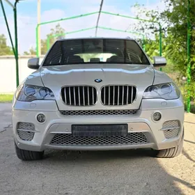 BMW X5 2011