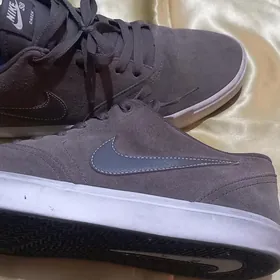 кеды NIKE раз46