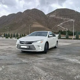 Toyota Camry 2017