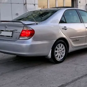 Toyota Camry 2005