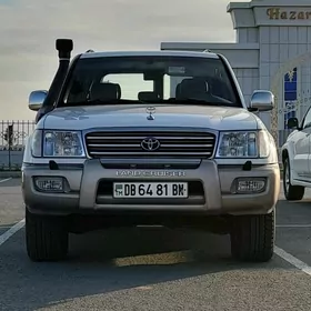 Toyota Land Cruiser 2002