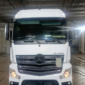 Mercedes-Benz ACTROS 3331 2019