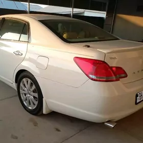 Toyota Avalon 2005