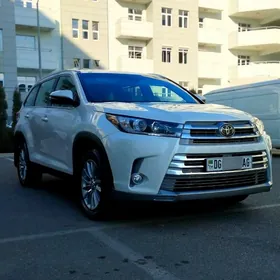 Toyota Highlander 2019