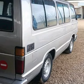 Toyota Hiace 1988