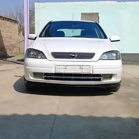 Opel Astra 2000