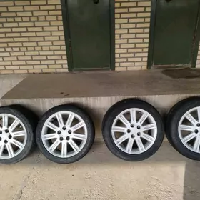 limited diska carolla R17