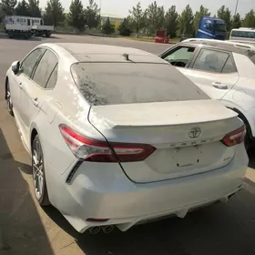 Toyota Camry 2020