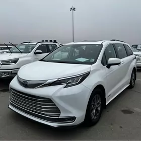 Toyota Sienna 2021