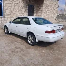 Toyota Camry 2000
