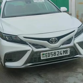 Toyota Camry 2023