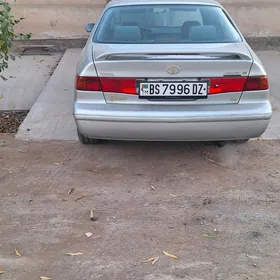 Toyota Camry 2001