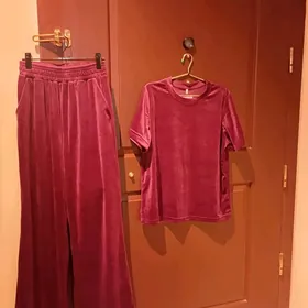 костюм женский спортивный