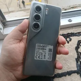 Tecno Camon 40pro