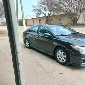 Toyota Camry 2010