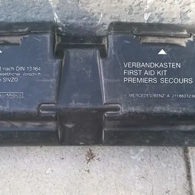 aptecka awarinny znak