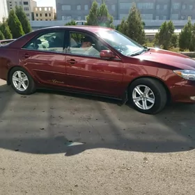 Toyota Camry 2004