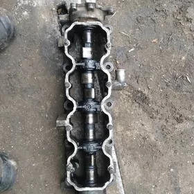 распредвал 1.8 -2.0 матор