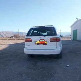 Toyota Sienna 1999