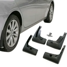 Camry Aziada 15-17 bryzgowik