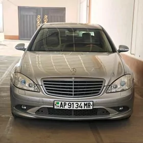 Mercedes-Benz S-Class 2006