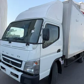 Mitsubishi Canter 2025