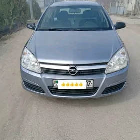 Opel Astra 2004