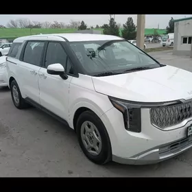 Kia Carnival 2025