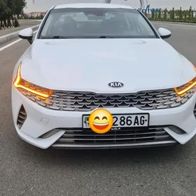 Kia K5 2020