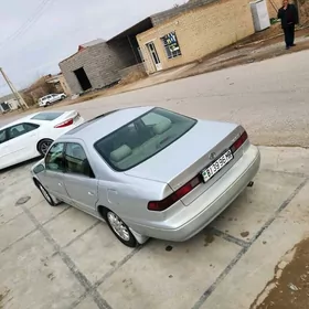 Toyota Camry 1999